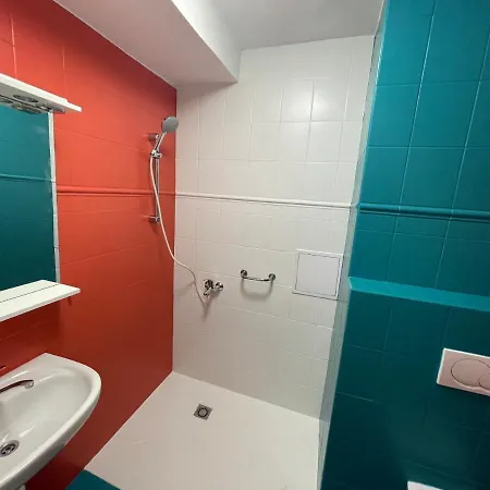 Center 2 Bedroom A/c 아파트 브라티슬라바
