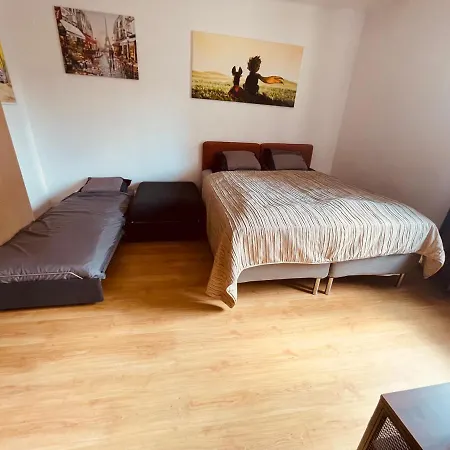 Center 2 Bedroom A/c 아파트 *